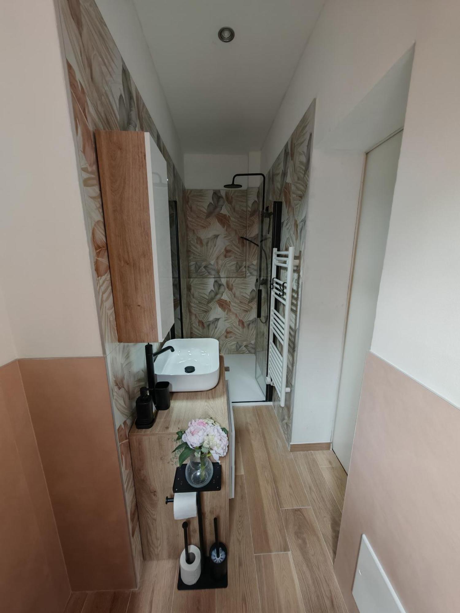 La Sosta 2-Casa Accanto Alla Stazione Dei Treni Модена Экстерьер фото